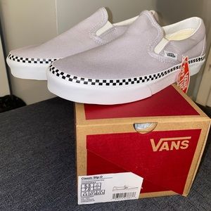 NWT Classic Slip-On Vans Size 7 Womens 5.5 Mens